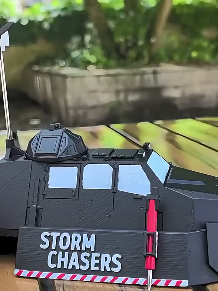 Đồ chơi xe TIV2 Storm Intercept Vehicle (vật liệu kim loại hợp kim) – mô hình xe truy bão có thể tháo lắp phụ kiện
