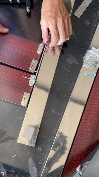ระแนงอลูมิเนียม หมุนเปิดได้ เอามาเป็นแนวทาง #ระแนงอลูมิเนียมลายไม้ #diy #ระแนงปรับได้ #นายช่างพนธ์