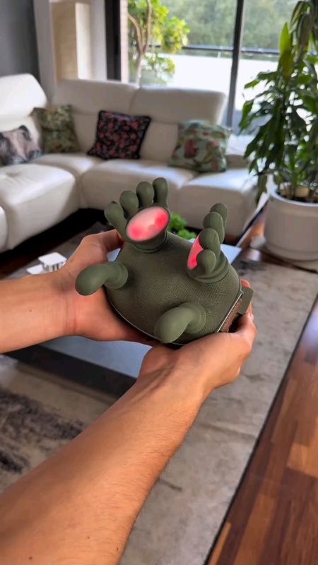 #ShopeeVideoTH #đánhgiá_tốt_đánhgiá_nổi_tiếng #giá_rẻ_và_nổi_tiếng #ของเด็ดแอปส้ม #chỉ_đích_hàng_giá_rẻ #xem_thử Máy massage cổ và vai điện, có tính năng sưởi ấm, massage lưng, xoa cơ, gối