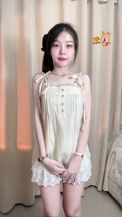 #สายเดี่ยว #เสื้อน่ารัก #มินิเดรส #ชุดไปคาเฟ่ #ชุดไปทะเล