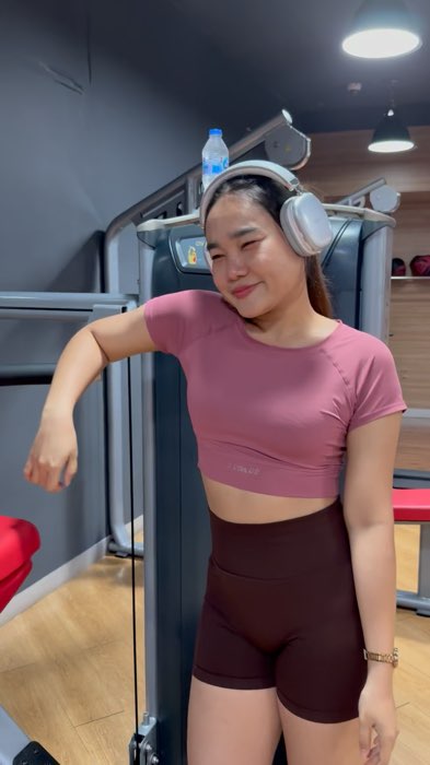 #กางเกงออกกำลังกาย #ชุดออกกำลังกาย #เสื้อออกกำลังกาย #activegirl #ShopeeVideoTH