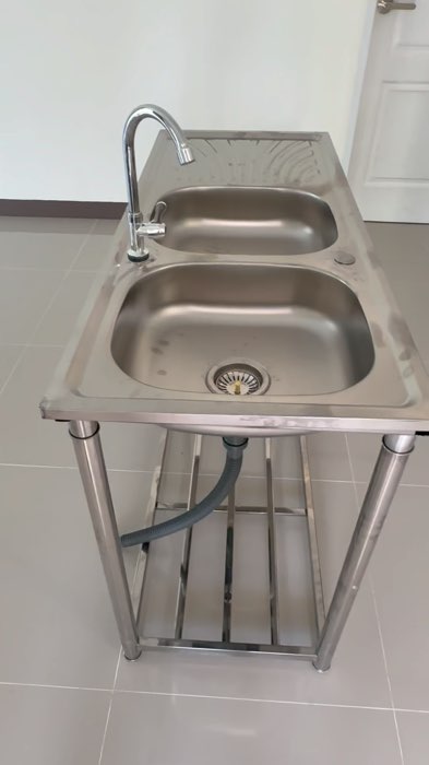 #bồnrửachén #สแตนเลส304 #dùngtạinhà #nhàbếp #đơngiảnvớichânđỡ #bồnrửachénrườatrau #quầy #nhãnthuốc #Shopee #Shoppee #dùngtổichiasẻ