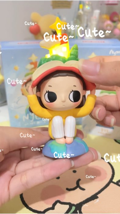 Dễ thương đến phát điên, có thể bật đèn được nhé #POPMART #nyota #เนียวตะ #กล่องสุ่ม #กล่องจุ่ม #โคมไฟ #แต่งโต๊ะ #แต่งห้อง ẩn