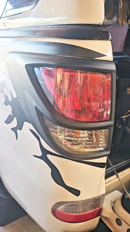 Dễ lắp đặt, xe trông đẹp hơn #CoverĐènRuby #CoverĐènRubySau #CoverĐènSau #MazdaBT #TrangTríXe #Mazda #BT50