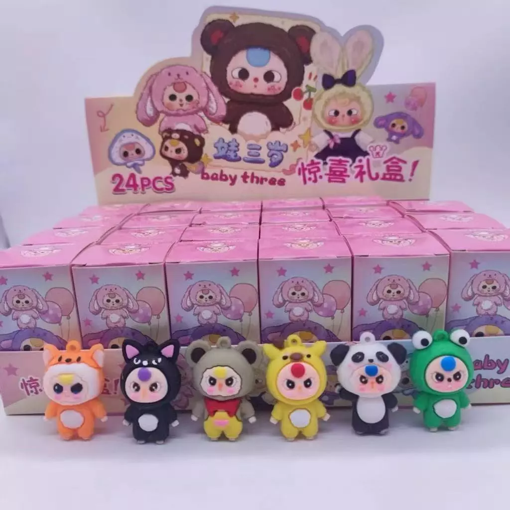 พวงกุญแจลายการ์ตูนสุดน่ารัก บรรจุกล่อง 24 ชิ้น